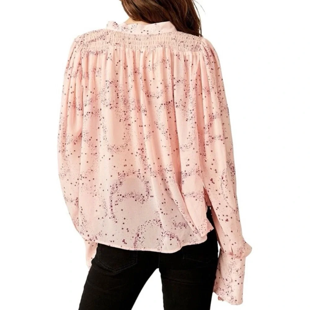 Free People‎ Stars Align Printed Top Tie Neck Detail Smocked Yoke size Small